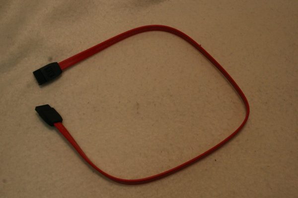 SATA-kaapeli